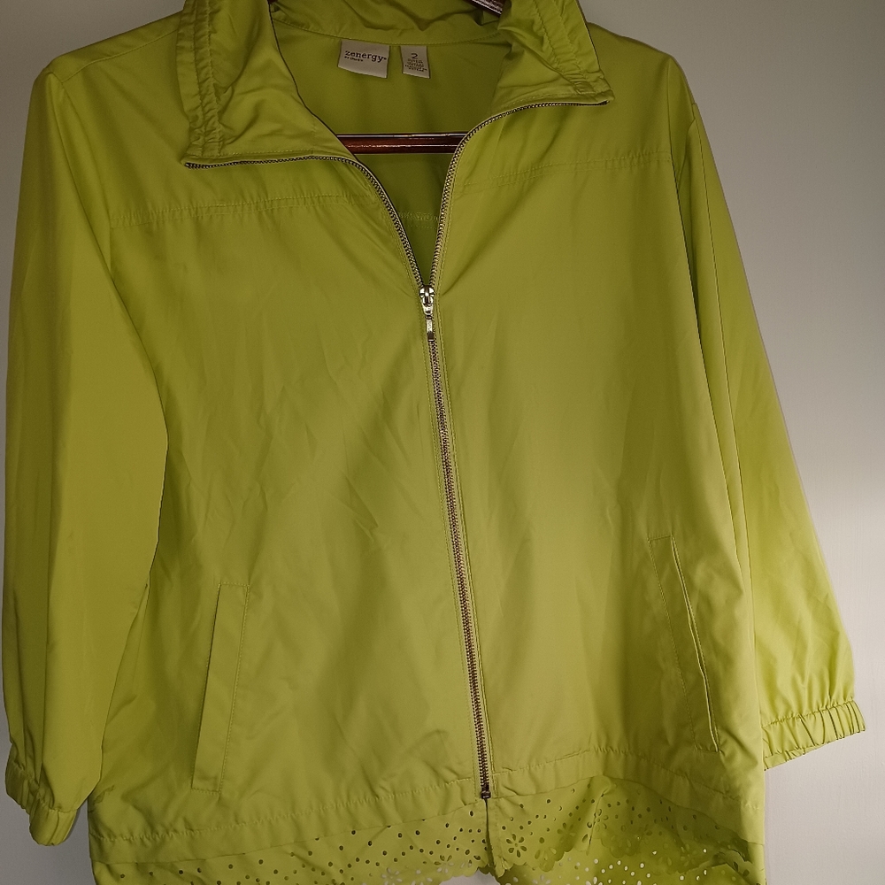 Zynergy by Chico Lightweight Windbreaker